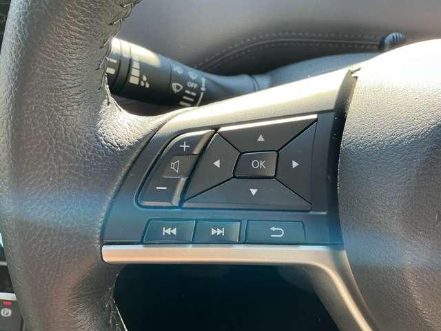 セレナ ｅ－パワー　ハイウェイスターＶ　プロパイロット　純正大画面メモリーナビ　ナビ連動前後ドラレコ＆ＥＴＣ２．０　アラウンドビューモニター　ハンズフリー機能付き両側オートスライドドア　スマートルームミラー　インテリキー　ＬＥＤライト（11枚目）