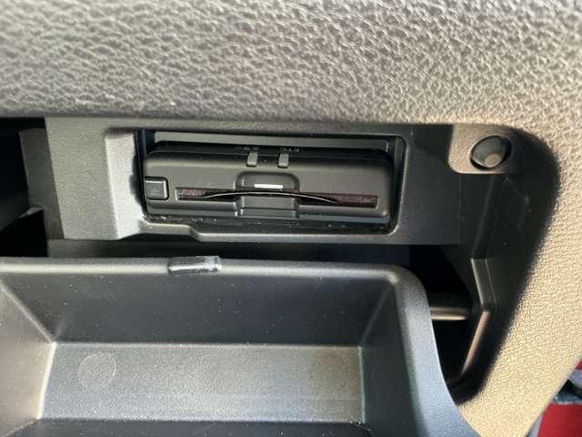 セレナ ｅ－パワー　ハイウェイスターＶ　プロパイロット　純正大画面メモリーナビ　ナビ連動前後ドラレコ＆ＥＴＣ２．０　後席モニター　アラウンドモニター　スマートルームミラー　ハンズフリー機能付き両側オートスライドドア　ＬＥＤライト（9枚目）