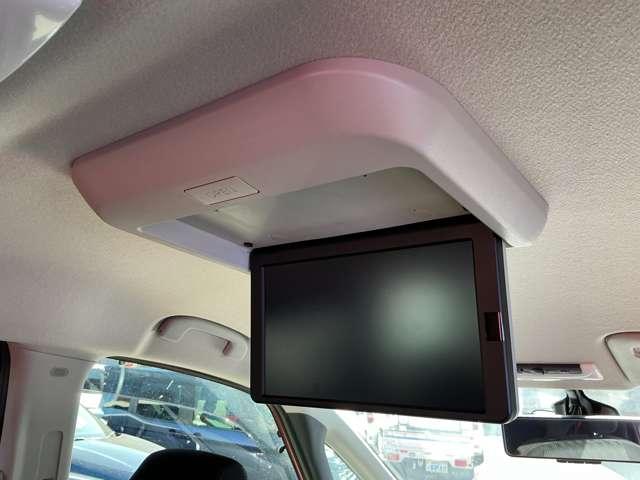 セレナ ｅ－パワー　ハイウェイスターＶ　プロパイロット　純正大画面メモリーナビ　ナビ連動前後ドラレコ＆ＥＴＣ２．０　後席モニター　アラウンドモニター　スマートルームミラー　ハンズフリー機能付き両側オートスライドドア　ＬＥＤライト（13枚目）