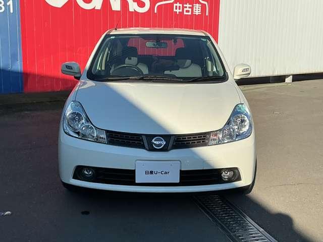 ウイングロード １５Ｍ　ＦＯＵＲオーセンティック　４ＷＤ　純正メモリーナビ　バックカメラ　ＥＴＣ　インテリジェントキー　オートエアコン　フォグランプ　純正１６インチアルミ（3枚目）