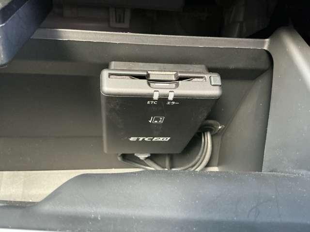 デイズ ハイウェイスター　Ｘ　プロパイロットエディション　プロパイロット　純正大画面メモリーナビ　ナビ連動前後ドラレコ＆ＥＴＣ２．０　アラウンドビューモニター　ＳＯＳコール　アイドリングストップ　インテリジェントキー　ＬＥＤライト　純正１４インチアルミ（9枚目）