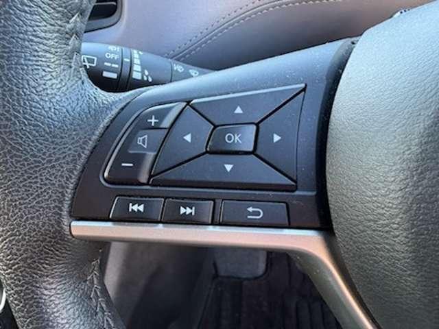 セレナ ｅ－パワー　ハイウェイスターＶ　プロパイロット　純正大画面メモリーナビ　後席モニター　ナビ連動前後ドラレコ＆ＥＴＣ２．０　アラウンドビューモニター　ハンズフリー機能付き両側オートスライドドア　スマートルームミラー　ＬＥＤライト（12枚目）