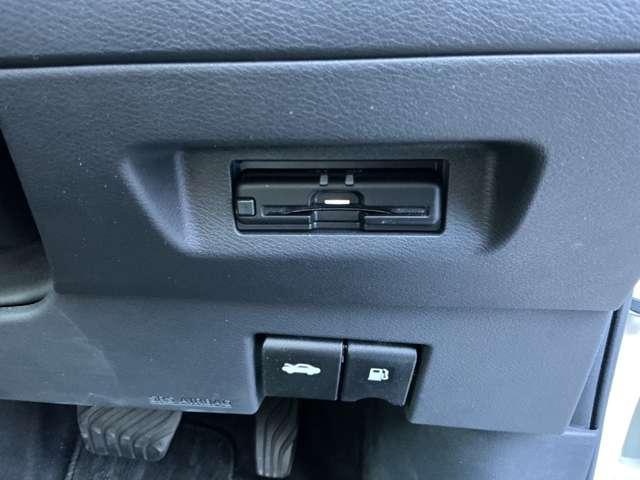 キックス Ｘ　ツートーンインテリアエディション　当社社有車　プロパイロット　純正大画面メモリーナビ　連動インカメラ付きドラレコ＆ＥＴＣ２．０　アラウンドビューモニター　フロントシートヒーター　ステアリングヒーター　スマートルームミラー　ＳＯＳコール（8枚目）