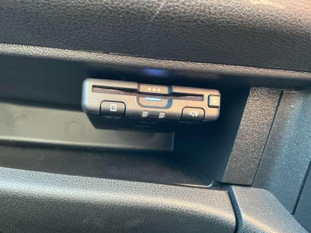 マーチ ニスモ　Ｓ　社外メモリーナビ　社外ドラレコ＆ＥＴＣ　バックカメラ　インテリジェントキー　オートエアコン　オートライト（10枚目）