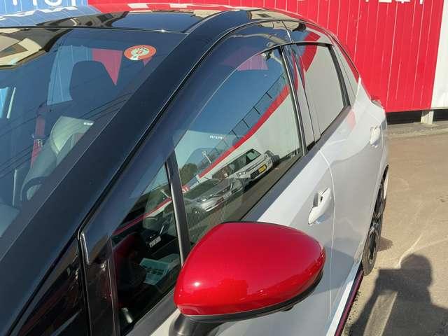 オーラ ニスモ　プロパイロット　メーカーライン装着コネクトナビ＆ＥＴＣ２．０　純正ディーラーオプション前後ドラレコ　アラウンドビューモニター　フロントシートヒーター＆ステアリングヒーター　スマートルームミラー（9枚目）