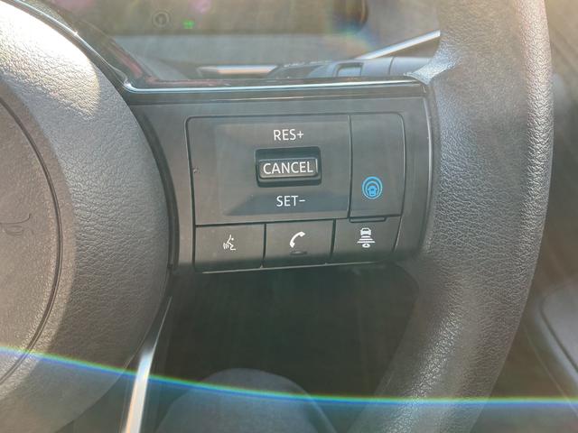 ノート Ｘ　プロパイロット　メーカーライン装着コネクトナビ＆ＥＴＣ２．０　アラウンドビューモニター　ＳＯＳコール　スマートルームミラー　ＬＥＤライト　フォグランプ　インテリジェントキー　ステアリングスイッチ（14枚目）