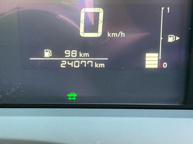 ノート Ｘ　プロパイロット　メーカーライン装着コネクトナビ＆ＥＴＣ２．０　アラウンドビューモニター　ＳＯＳコール　スマートルームミラー　ＬＥＤライト　フォグランプ　インテリジェントキー　ステアリングスイッチ（17枚目）