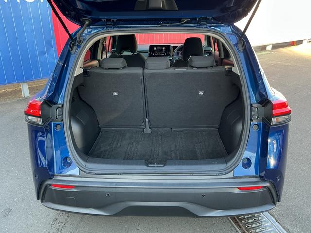 ノート Ｘ　プロパイロット　メーカーライン装着コネクトナビ＆ＥＴＣ２．０　アラウンドビューモニター　ＳＯＳコール　スマートルームミラー　ＬＥＤライト　フォグランプ　インテリジェントキー　ステアリングスイッチ（20枚目）