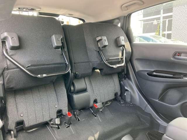e:HEVホーム 元デモカー 8インチナビ Rカメラ フルセグ クルコン 禁煙車 スマートキー アイドリングストップ 衝突被害軽減ブレーキ ワンオーナー LEDヘッドライト Rカメラ オートエアコン キーレス 地デジ(9枚目)