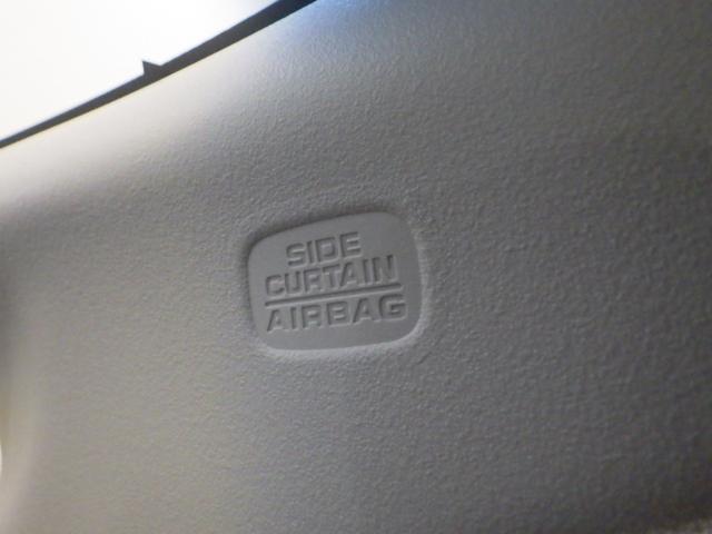 フリード G・ホンダセンシング ナビ 両側オートスライド リアカメラ LEDライト サイド/カーテンエアバック ETC アルミ ドアバイザー クルーズコントロール シートヒーター スマートキー Fセグ 追突被害軽減ブレーキ VSA(13枚目)