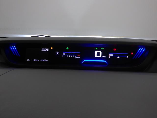 フリード G・ホンダセンシング ナビ 両側オートスライド リアカメラ LEDライト サイド/カーテンエアバック ETC アルミ ドアバイザー クルーズコントロール シートヒーター スマートキー Fセグ 追突被害軽減ブレーキ VSA(17枚目)