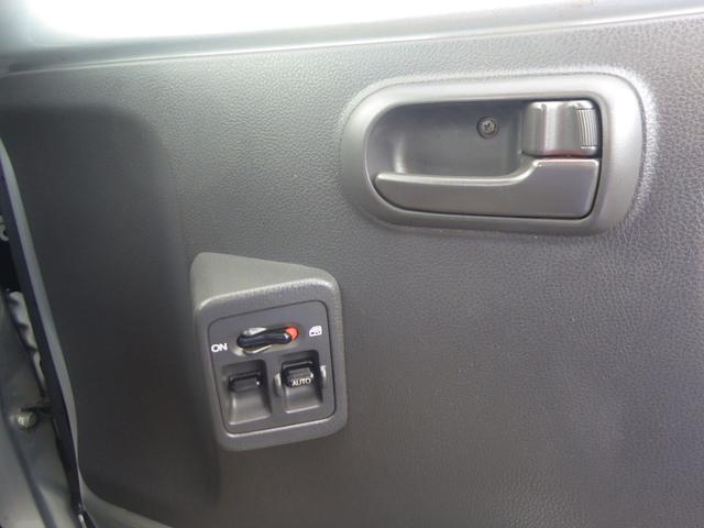 アクティトラック ＳＤＸ　エアコン　パワステ　パワーウィンド　社外アルミ　キーレス　パワーステ　運転席エアバック　パワーウインド　ＡＣ　ＡＢＳ付き（8枚目）