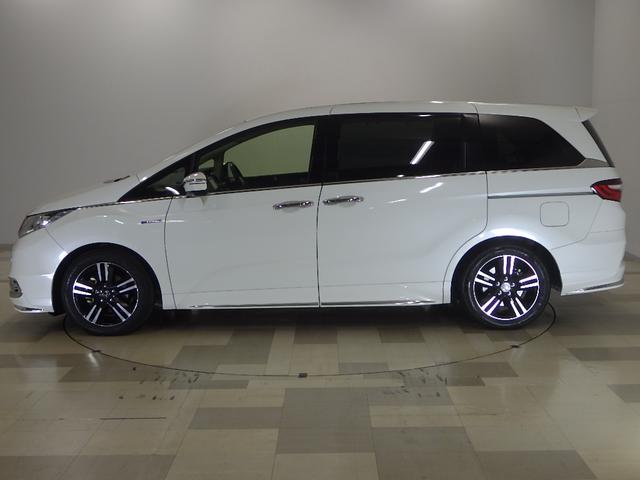 オデッセイハイブリッド ハイブリッドアブソルート・ホンダセンシングEXパック ナビ 両側オートスライド リア席モニター 革シート シートヒーター パワーシート サイド/カーテンエアバック クルーズコントロール フォグ アルミ パーキングセンサー LEDライト スマートキー(30枚目)