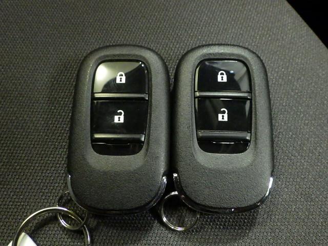 Ｎ－ＶＡＮ ｅ： ｅ：Ｌ４　ナビ　リアカメラ　ＥＴＣ　シートヒーター　ＶＳＡ　サイド／カーテンエアバック　クルーズコントロール　スマートキー　パーキングセンサー　禁煙車　Ｂカメラ　キーレス　コーナーセンサー　両スライドドア（17枚目）