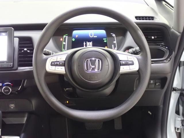 フィット e:HEVクロスター フルオートエアコン 整備記録簿 前後センサー LEDランプ エアバッグ サイドエアバック 地デジ オートクルーズコントロール VSA ETC バックカメラ USB DVD再生可能(11枚目)