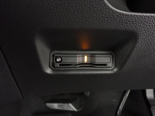 フィット e:HEVクロスター フルオートエアコン 整備記録簿 前後センサー LEDランプ エアバッグ サイドエアバック 地デジ オートクルーズコントロール VSA ETC バックカメラ USB DVD再生可能(13枚目)