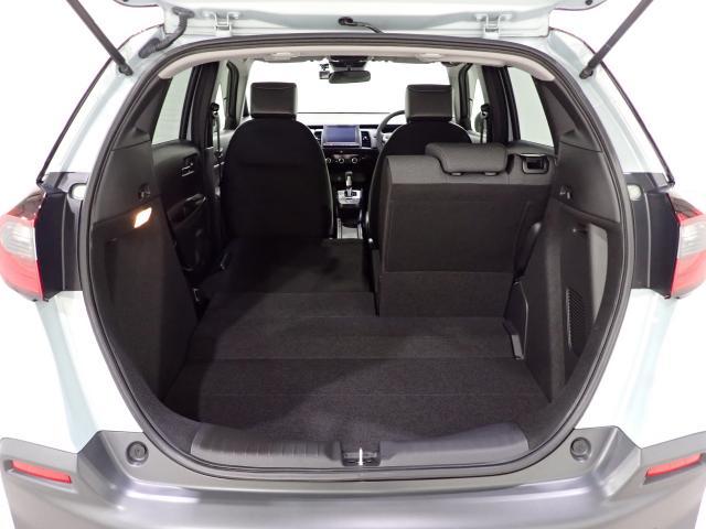 フィット e:HEVクロスター フルオートエアコン 整備記録簿 前後センサー LEDランプ エアバッグ サイドエアバック 地デジ オートクルーズコントロール VSA ETC バックカメラ USB DVD再生可能(27枚目)