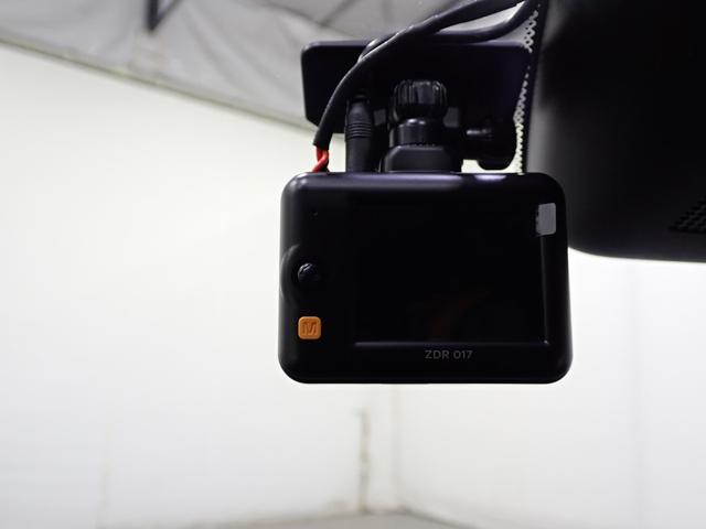 フィット e:HEVクロスター フルオートエアコン 整備記録簿 前後センサー LEDランプ エアバッグ サイドエアバック 地デジ オートクルーズコントロール VSA ETC バックカメラ USB DVD再生可能(33枚目)