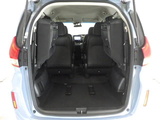 フリード Ｇ・ホンダセンシング　ナビ　両側オートスライド　シートヒーター　アルミ　スマートキー　ドアバイザー　ＬＥＤライト　アルミ　クルーズコントロール　パーキングセンサー　アイドルストップ　Ｆセグ　ｉストップ　Ｗエアバッグ　ＶＳＡ（17枚目）