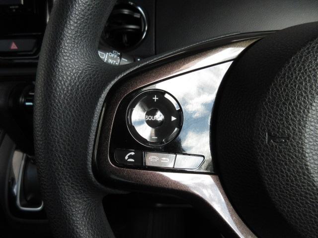 Ｎ－ＢＯＸカスタム Ｇ・Ｌホンダセンシング　ナビ　オートスライドドア　アルミ　リアカメラ　サイド／カーテンエアバック　ＬＥＤライト　ＥＴＣ　スマートキー　パーキングセンサー　ＶＳＡ　ドアバイザー　地デジＴＶ　整備記録簿　助手席エアバッグ　ＵＳＢ（7枚目）