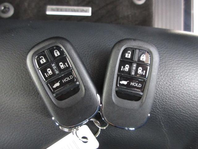 ステップワゴン e:HEVスパーダ ナビ 両側オートスライド シートヒーター LEDライト マルチビューカメラ パワーテールゲート ドアバイザー パーキングセンサー アルミ ベンチ ETC スマートキー マルチカメラ フルオートエアコン(6枚目)