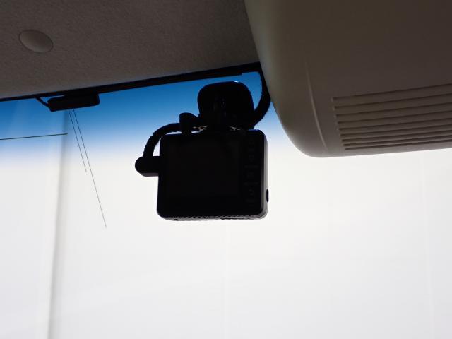 Ｎ－ＢＯＸ Ｌ・ターボ　シ－トヒ－タ－　ＡＡＣ　Ｂカメラ　ＬＥＤ　整備記録簿　地デジ　ＥＴＣ　パワステ　ターボ車　クリアランスソナー　クルーズコントロール　ナビＴＶ　ＵＳＢ　キーレス　ＡＢＳ　カーテンエアバッグ（49枚目）