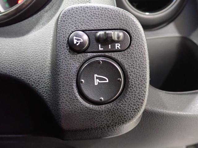 フィット 13G・スマートセレクションファインスタイル インテリキー キーレス フルオートエアコン バックカメラ付き 記録簿有り パワーウィンドウ ETC 両席エアバック エアバック パワステ(41枚目)