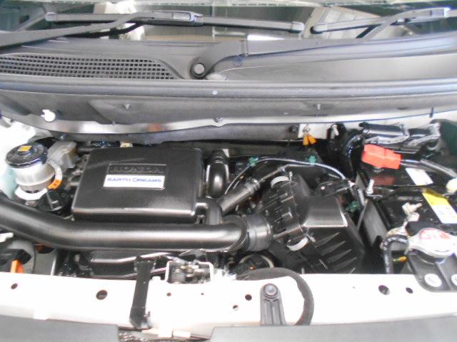 Ｎ－ＢＯＸ Ｇ・Ｌホンダセンシング　ナビ　両側オートスライド　ＬＥＤライト　シートヒーター　サイド／カーテンエアバック　ドアバイザー　リアカメラ　パーキングセンサー　ＥＴＣ　スマートキー　Ｗ電動ドア　Ｓヒータ　ＥＳＣ　キーフリーシステム（32枚目）