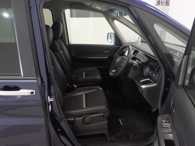 ステップワゴンスパーダ ｅ：ＨＥＶスパーダＧ・ＥＸホンダセンシング　外装未加修車　ナビ　両側オートスライド　シートヒーター　クルーズコントロール　ＥＴＣ　ＬＥＤライト　スマートキー　サイド／カーテンエアバック　アルミ　キャプテンシート　Ｒカメラ　地デジ　クルコン（19枚目）