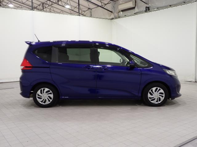 フリード Ｇ・ホンダセンシング　Ｆセグ　ｉストップ　Ｗエアバッグ　パワーウィンドウ　ベンチシート　アクティブクルーズコントロール　スマートキ　カーテンエアバッグ　カラーバックモニター　整備点検記録簿　ＶＳＡ（4枚目）