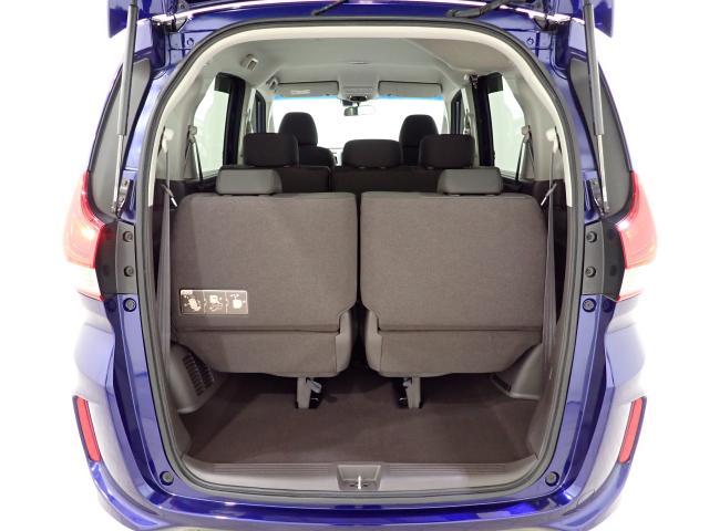 フリード Ｇ・ホンダセンシング　Ｆセグ　ｉストップ　Ｗエアバッグ　パワーウィンドウ　ベンチシート　アクティブクルーズコントロール　スマートキ　カーテンエアバッグ　カラーバックモニター　整備点検記録簿　ＶＳＡ（24枚目）