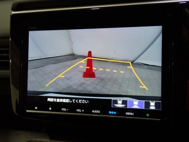 ステップワゴンスパーダ スパーダホンダセンシング　助手席エアバッグ　Ｗパワスラ　記録簿有　地デジ　ＬＥＤライト　横滑り防止システム　オートエアコン　リアカメラ　ＵＳＢ　ナビ＆ＴＶ　三列シート　アイドリングＳ　ＥＴＣ付（19枚目）