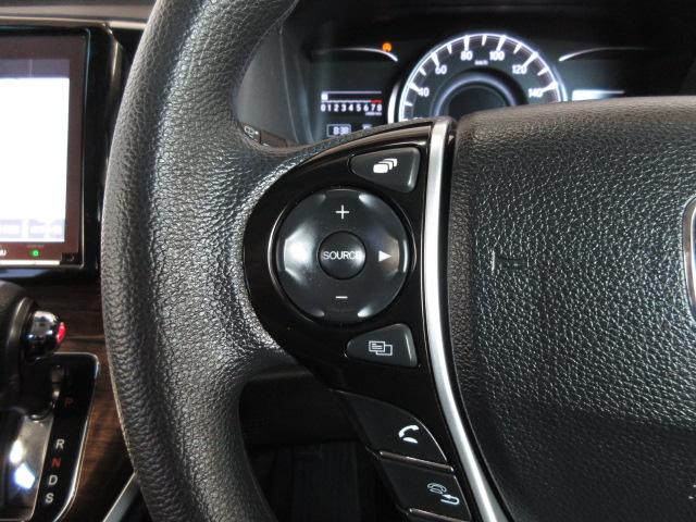 オデッセイ Ｇ・エアロホンダセンシング　ナビ　両側オートスライド　ベンチ　ＬＥＤライト　サイド／カーテンエアバック　スマートキー　リアカメラ　アルミ　ドアバイザー　ＶＳＡ　クルーズコントロール　ＥＴＣ　キーレス　フルセグテレビ　Ｂカメ（5枚目）