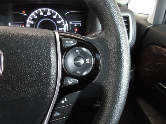 オデッセイ Ｇ・エアロホンダセンシング　ナビ　両側オートスライド　ベンチ　ＬＥＤライト　サイド／カーテンエアバック　スマートキー　リアカメラ　アルミ　ドアバイザー　ＶＳＡ　クルーズコントロール　ＥＴＣ　キーレス　フルセグテレビ　Ｂカメ（6枚目）