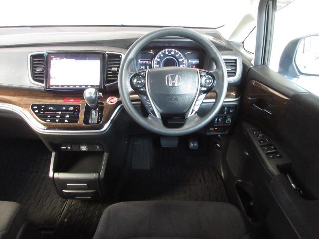 オデッセイ Ｇ・エアロホンダセンシング　ナビ　両側オートスライド　ベンチ　ＬＥＤライト　サイド／カーテンエアバック　スマートキー　リアカメラ　アルミ　ドアバイザー　ＶＳＡ　クルーズコントロール　ＥＴＣ　キーレス　フルセグテレビ　Ｂカメ（12枚目）