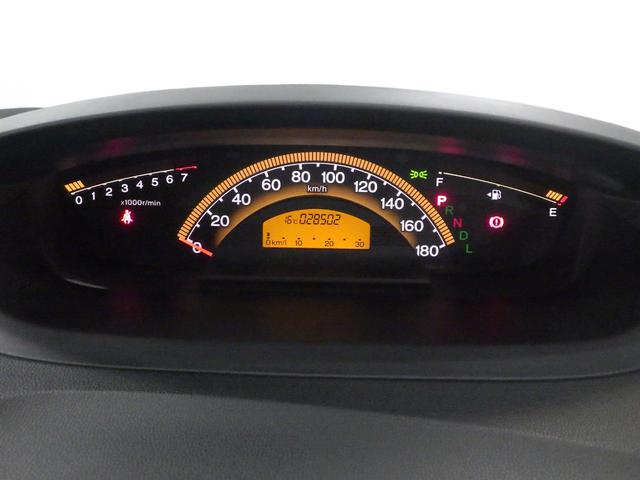 フリード Ｇ　ナビ　リアカメラ　ＥＴＣ　エアバッグ　パワーウィンドウ　助手席エアバッグ　ウォークスルー　キーレス　３列シート　パワーステアリング　両側スライドドア　エアコン　ＡＢＳ　記録簿　バックモニター付き（9枚目）