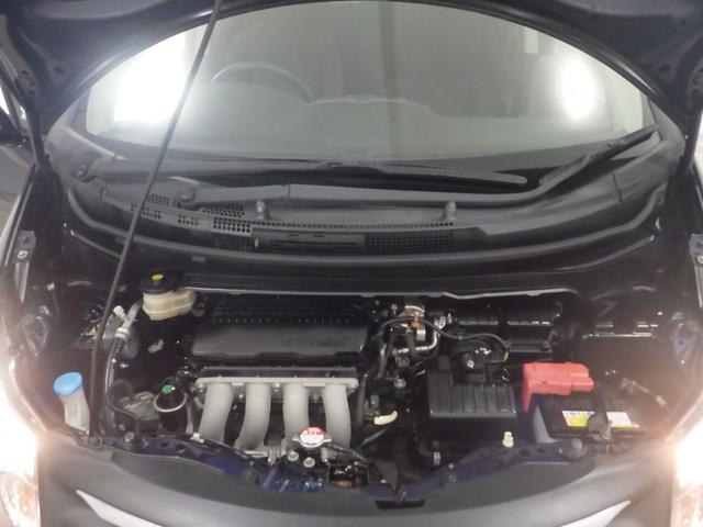 フリード Ｇ　ナビ　リアカメラ　ＥＴＣ　エアバッグ　パワーウィンドウ　助手席エアバッグ　ウォークスルー　キーレス　３列シート　パワーステアリング　両側スライドドア　エアコン　ＡＢＳ　記録簿　バックモニター付き（11枚目）