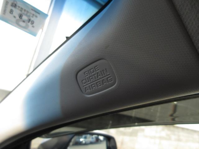 ヴェゼル ハイブリッドＺ　ナビ　シートヒーター　リアカメラ　ＬＥＤライト　サイド／カーテンエアバック　アルミ　フォグ　ドアバイザー　ＣＴＢＡ　クルーズコントロール　ＥＴＣ　スマートキー　パドルシフト　Ｒカメ　スマキー　ＵＳＢ（7枚目）