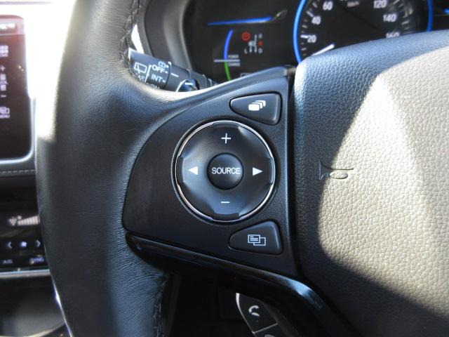 ヴェゼル ハイブリッドＺ　ナビ　シートヒーター　リアカメラ　ＬＥＤライト　サイド／カーテンエアバック　アルミ　フォグ　ドアバイザー　ＣＴＢＡ　クルーズコントロール　ＥＴＣ　スマートキー　パドルシフト　Ｒカメ　スマキー　ＵＳＢ（16枚目）