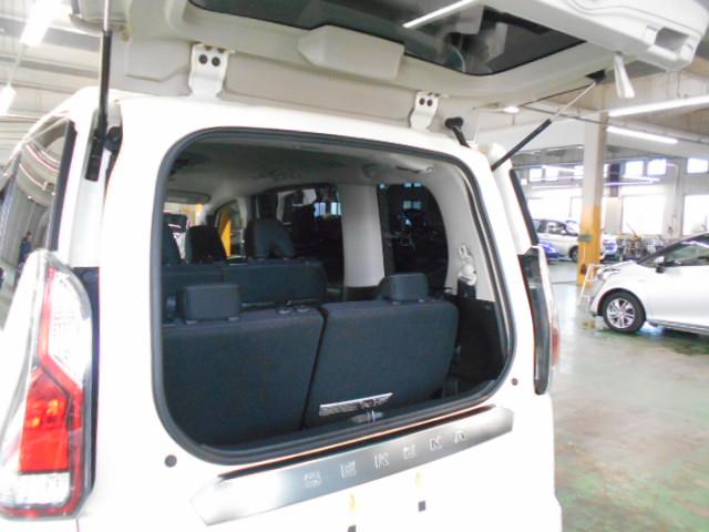 セレナ ハイウェイスタープロパイロットエディション ナビ リア席モニター ETC LEDライト ベンチ アルミ ドアバイザー パーキングセンサー 両側パワースライド サイド/カーテンエアバック クルーズコントロール Cソナー クルコン 横滑り防止(27枚目)