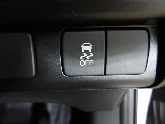 フリード Ｇプレミアムエディション　ナビ　両側オートスライド　ＨＩＤ　スマートキー　リモコンポール　ＥＴＣ　リアカメラ　ベンチシート　ＶＳＡ　クルーズコントロール　盗難防止　Ｂカメラ　記録簿　オートクルーズ　キーレスキー　パワステ（5枚目）