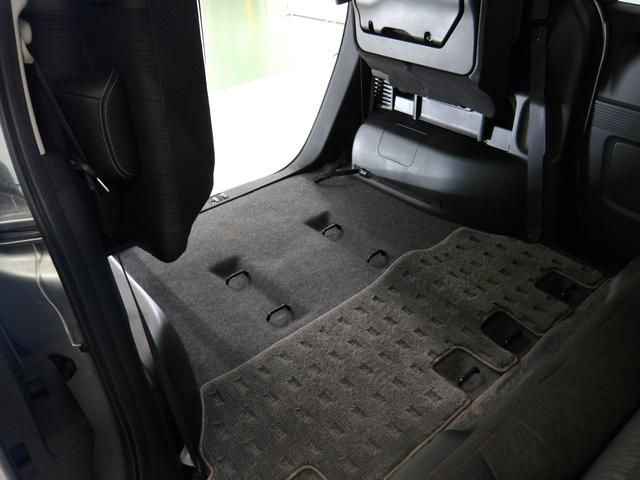 フリード Ｇプレミアムエディション　ナビ　両側オートスライド　ＨＩＤ　スマートキー　リモコンポール　ＥＴＣ　リアカメラ　ベンチシート　ＶＳＡ　クルーズコントロール　盗難防止　Ｂカメラ　記録簿　オートクルーズ　キーレスキー　パワステ（20枚目）