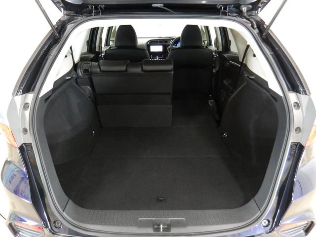 シャトル ハイブリッドＸ　ナビ　リアカメラ　ＣＴＢＡ　ＥＴＣ　ＬＥＤライト　サイド／カーテンエアバック　ＶＳＡ　クルーズコントロール　パドルシフト　オートリトラミラー　スマートキー　地デジフルセグＴＶ　スマ－トキ－　イモビ（18枚目）