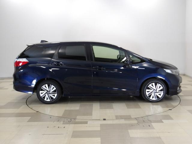 シャトル ハイブリッドＸ　ナビ　リアカメラ　ＣＴＢＡ　ＥＴＣ　ＬＥＤライト　サイド／カーテンエアバック　ＶＳＡ　クルーズコントロール　パドルシフト　オートリトラミラー　スマートキー　地デジフルセグＴＶ　スマ－トキ－　イモビ（22枚目）