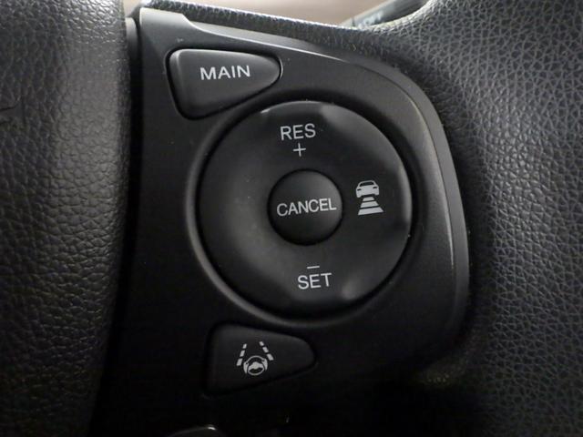 フリード Ｇ・ホンダセンシング　ナビ　両側オートスライド　リアカメラ　ベンチシート　クルーズコントロール　ドアバイザー　ＶＳＡ　ＥＴＣ　フォグ　アイドルストップ　Ｆセグ　ｉストップ　Ｗエアバッグ　パワーウィンドウ　スマートキ　ＵＳＢ（8枚目）