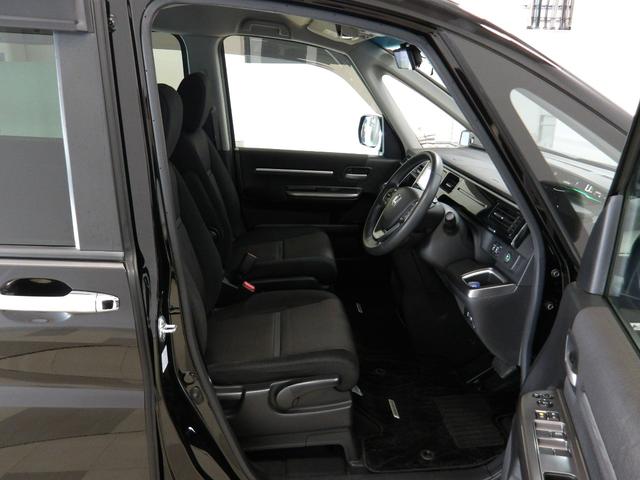 ステップワゴンスパーダ スパーダハイブリッドＧホンダセンシング　ナビ　両側オートスライド　ＬＥＤライト　ＥＴＣ　クルーズコントロール　ドアバイザー　アルミ　ＶＳＡ　リアカメラ　スマートキー　リヤカメラ　スマキー　Ａストップ　ＥＳＣ　ＵＳＢ入力　両側自動ドア　地デジ（18枚目）