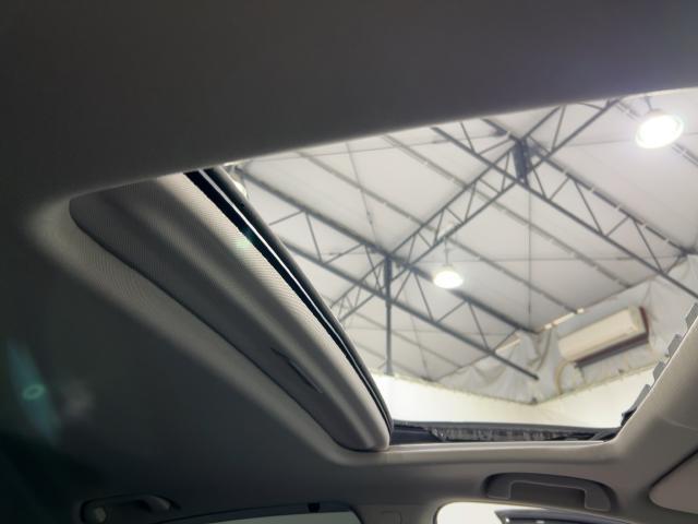 アコード EX カーテンエアバッグ オートエアコン パワ-シ-ト 横滑り防止装置 地デジフルセグ スマキー シートヒーター USB接続 コーナーセンサー キーフリー クルコン 整備記録簿 ETC サンルーフ(15枚目)