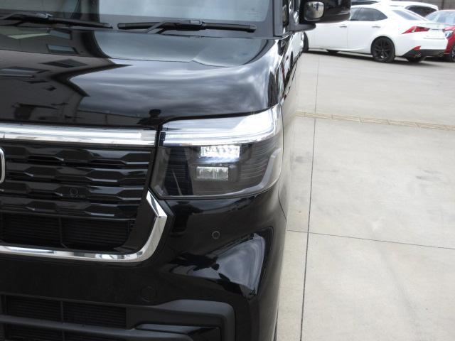 N-BOXカスタム ベースグレード ナビ 両側オートスライド シートヒーター アルミ パーキングセンサー VSA クルーズコントロール LEDライト サイド/カーテンエアバック リアカメラ ETC スマートキー 禁煙車 W電動ドア(24枚目)