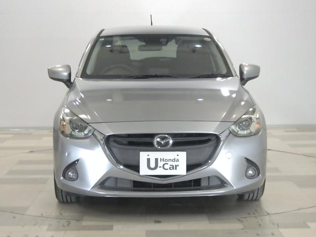 デミオ 13S ナビ アルミ ETC LEDライト ドアバイザー i-stop サイド/カーテンエアバック スマートキー 整備記録簿 アイスト アドバンスドキー キーレススタート VSA 盗難防止システム ABS(18枚目)