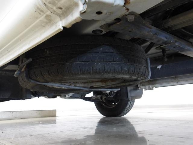 アクティトラック ＳＤＸ　各部に錆あり　ドアバイザー　ＡＢＳ　エアバック　エアコンパワステ　ＰＳ　運転席エアバッグ　パートタイム４ＷＤ（7枚目）